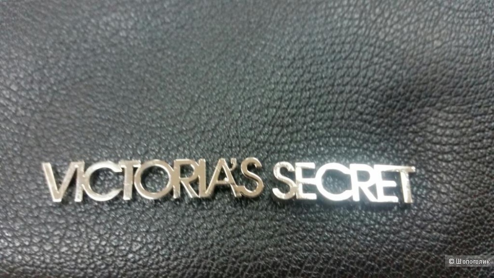 Сумка- мешок  Victoria"s Secret c  бахромой из экококожи