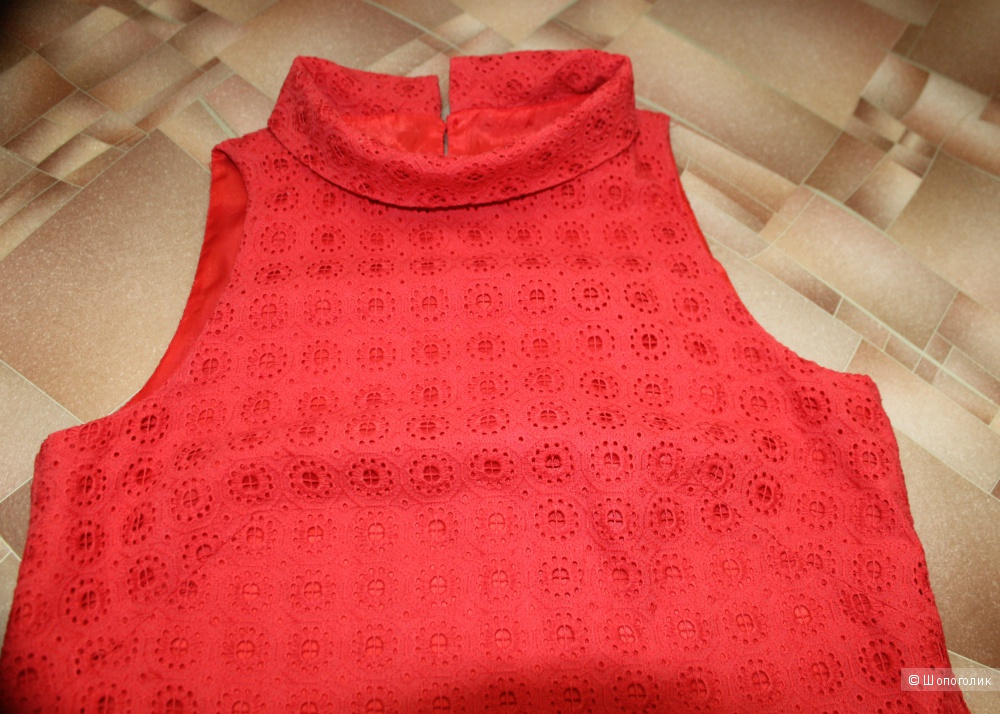 Красное,ажурное платье,бренд ZARA BASIC,размер S,рус.42-44
