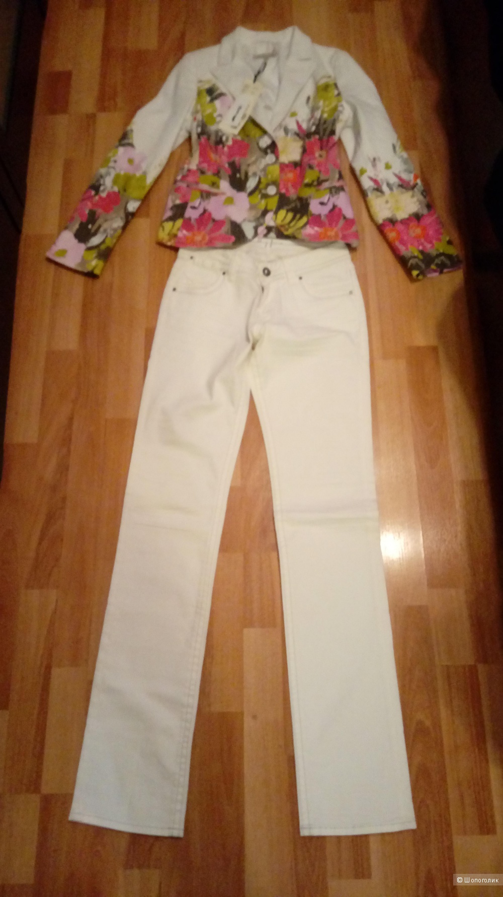 Пиджак Feraud и джинсы DKNY на 42 размер