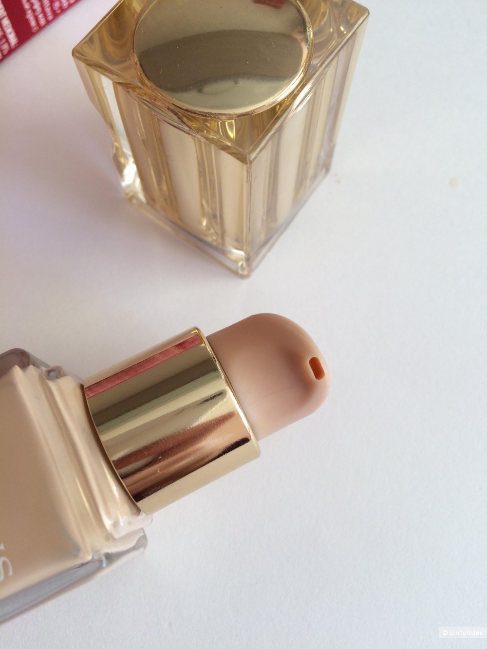 Тональный крем Clarins True Radiance с легкой тающей текстурой Тон 103