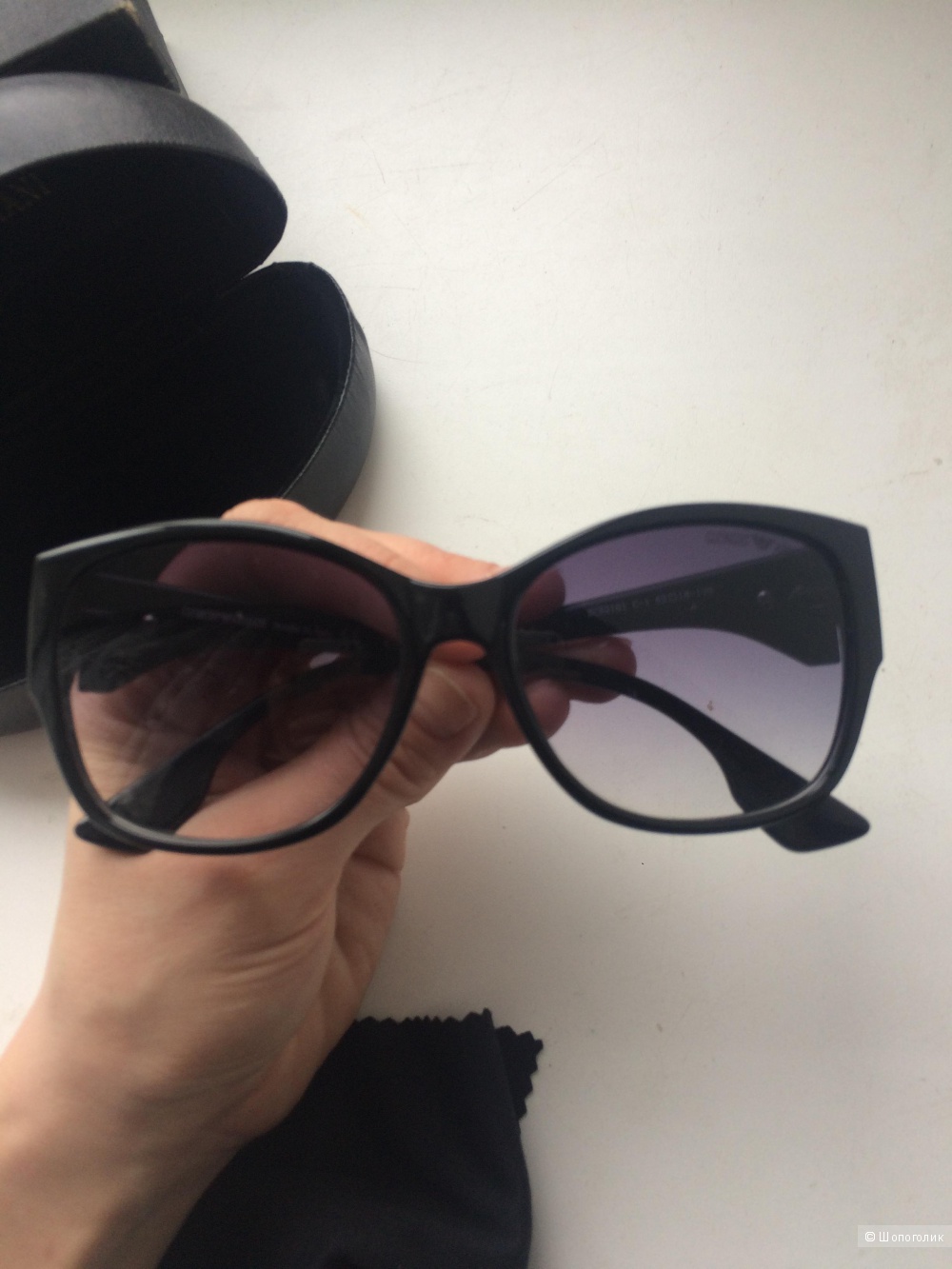 Солнцезащитные очки emporio Armani