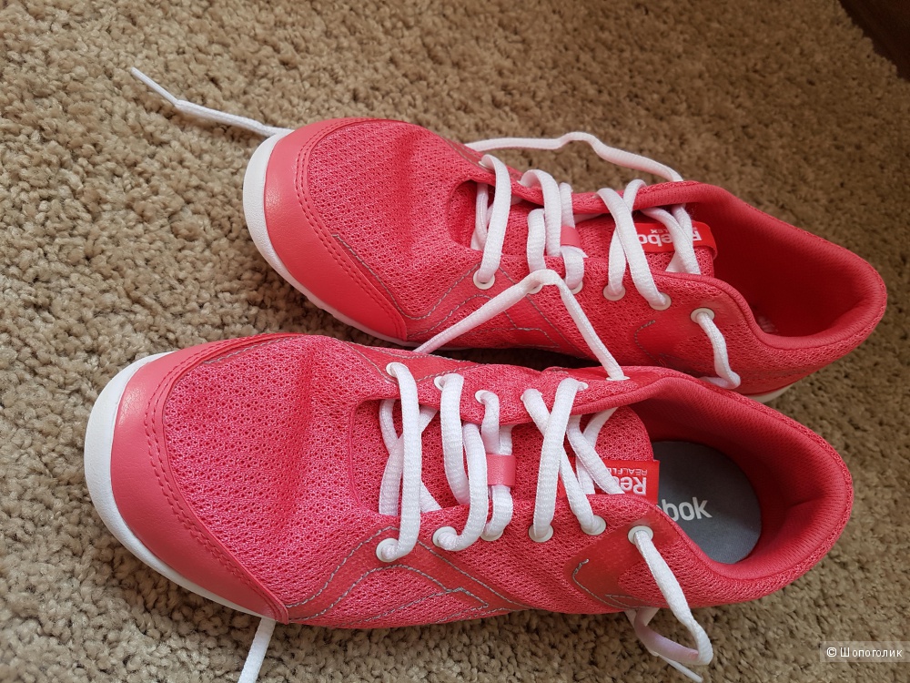 Розовые кроссовки для прогулок Reebok 39 размер