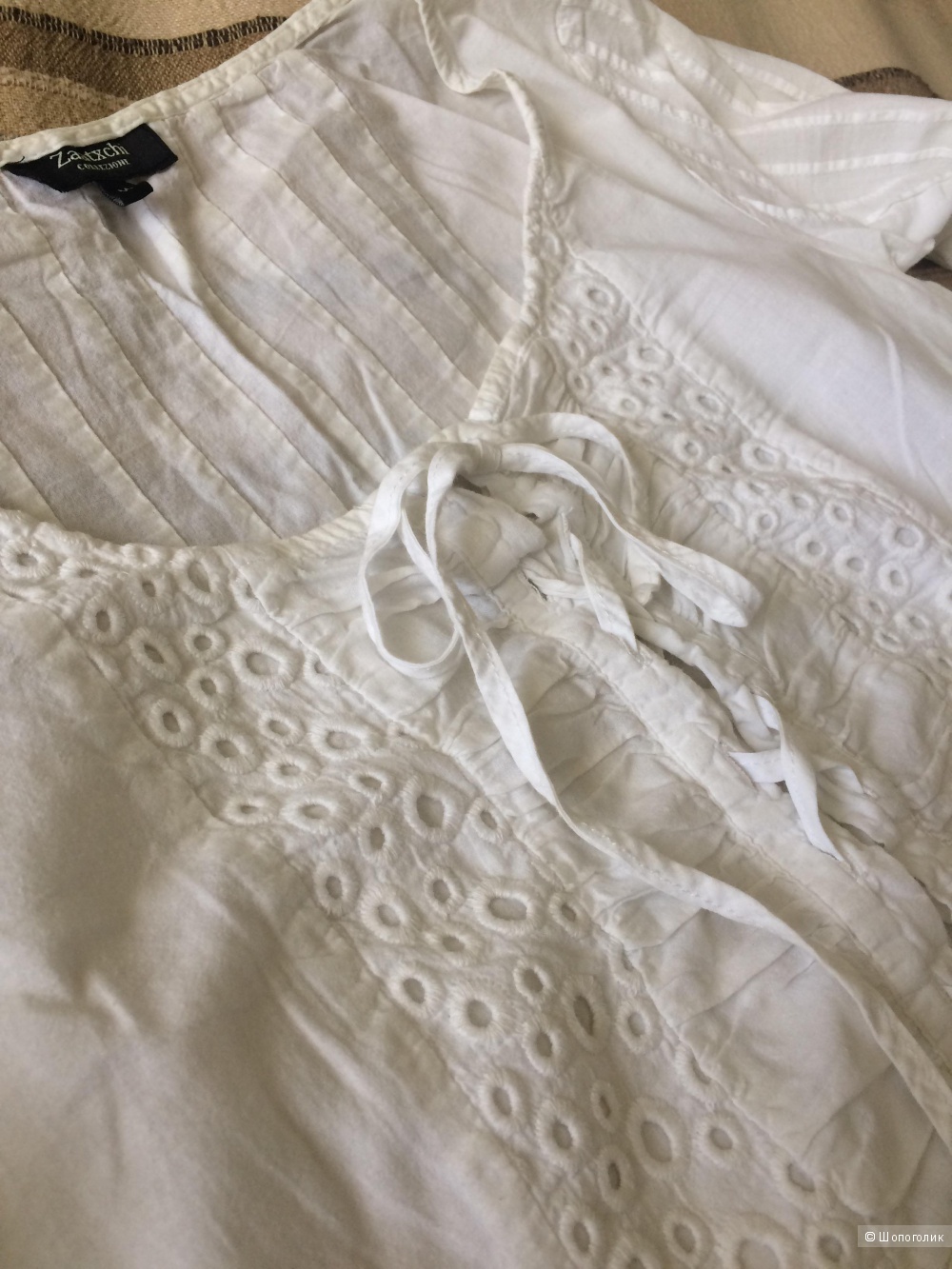 Белая блузка с шитьем, размер М