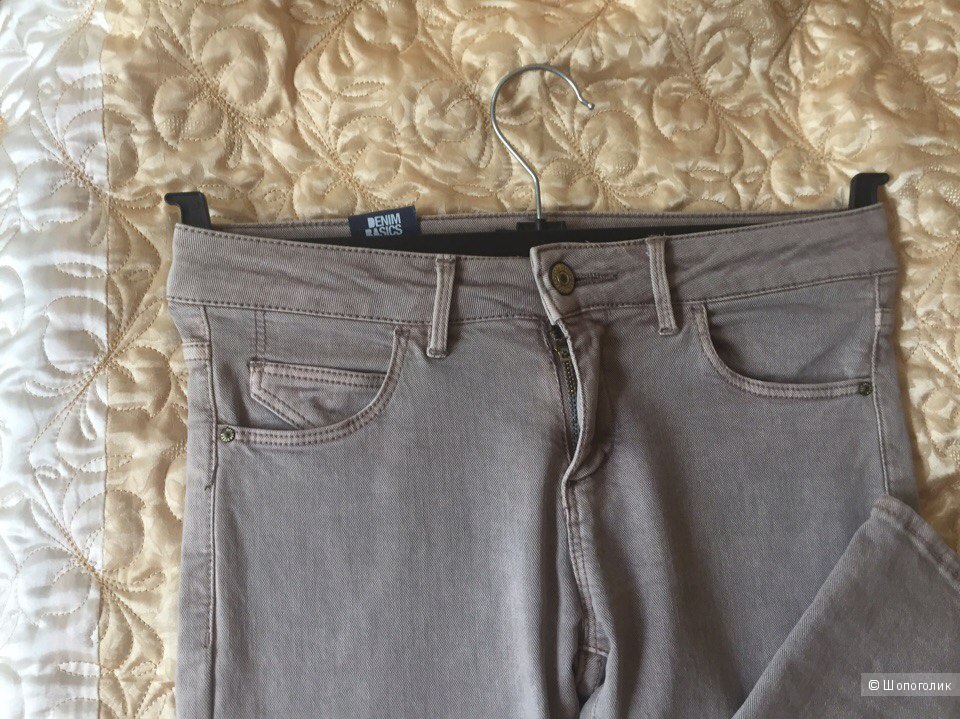 Новые светло-серые джинсы-скини марки Springfield. Размер 40-42