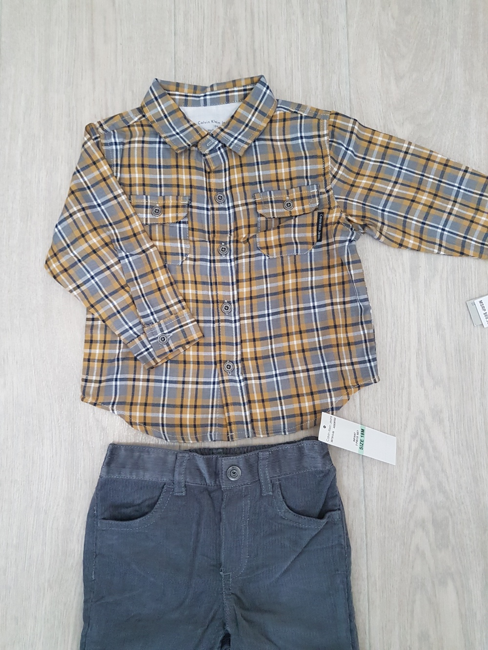Calvin Klein комплект 3-ка (рубашка + джинсы + жилетка) на мальчика, размер 18 мес. (1,5 года)