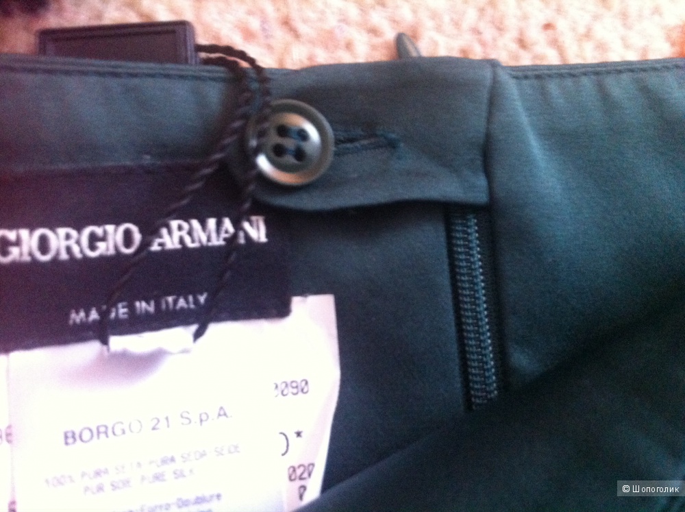 Бермуды шорты Giorgio Armani, 42-44 размер