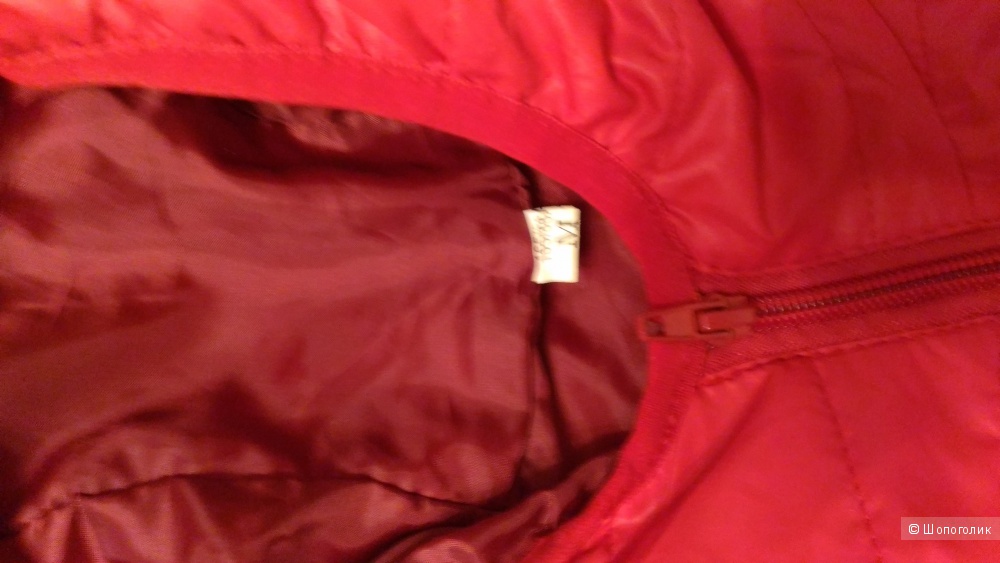 Куртка красная, размер 42