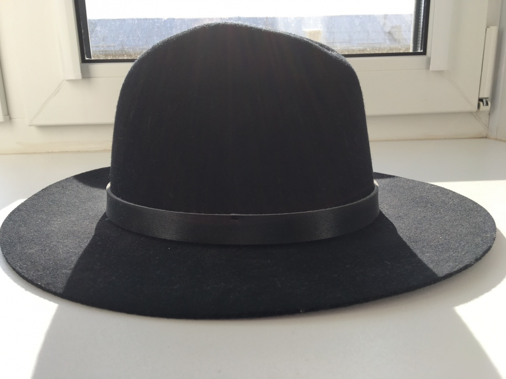 Шляпа H & M, размер М