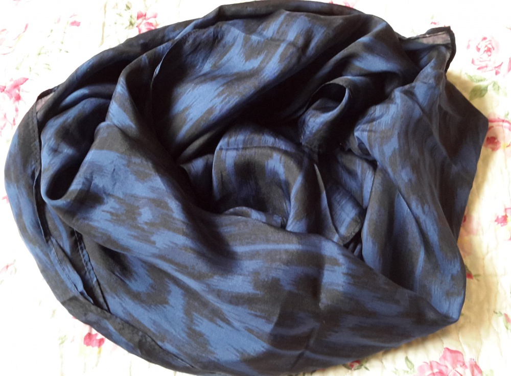Палантин Esprit сине-черный 50*175 см