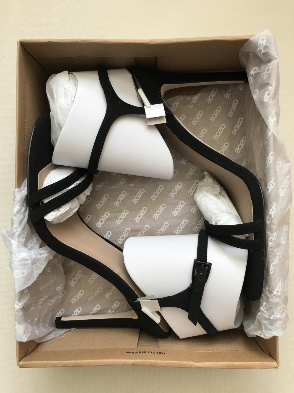 Шикарные босоножки ASOS (39-39,5) новые