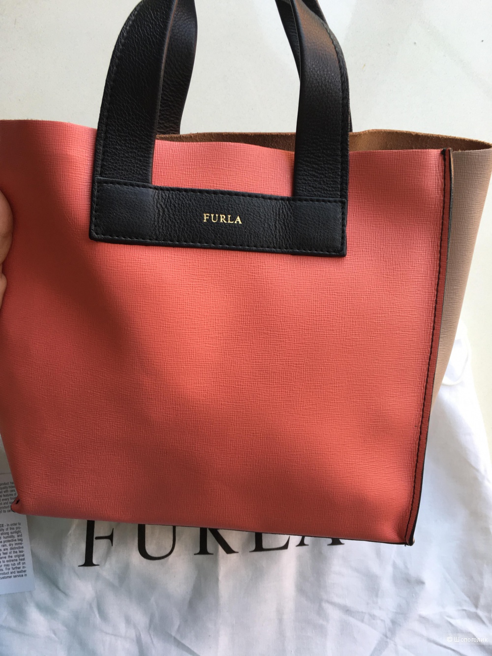 Маленькая сумка на руку Furla