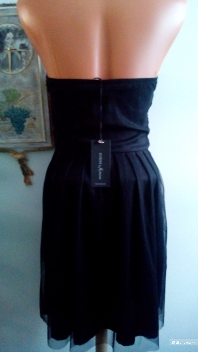 Маленькое черное платье c перьями GUESS BY MARCIANO  в размере 42 IT(42-44)