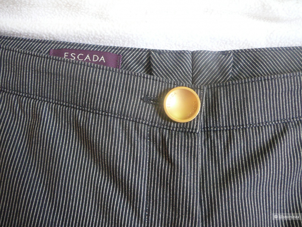 Черные брюки в тонкую белую полоску ESCADA р46-48