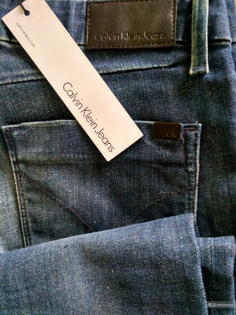 Новые джинсы Calvin Klein, размер 44 (W26L32)