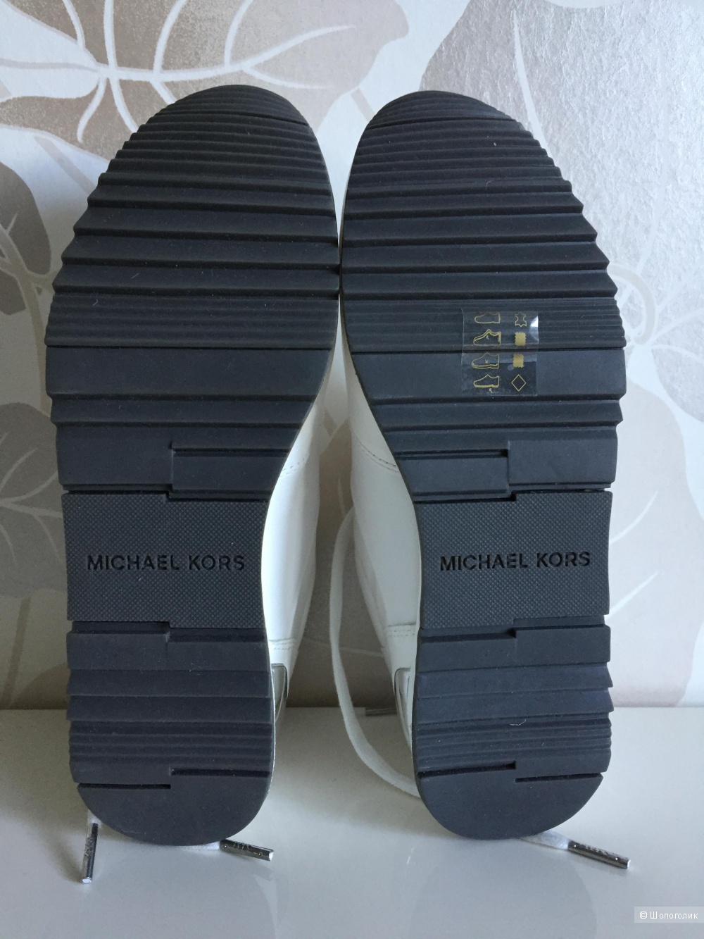 Кожаные кроссовки Michael Kors, US7.5; 38 размер