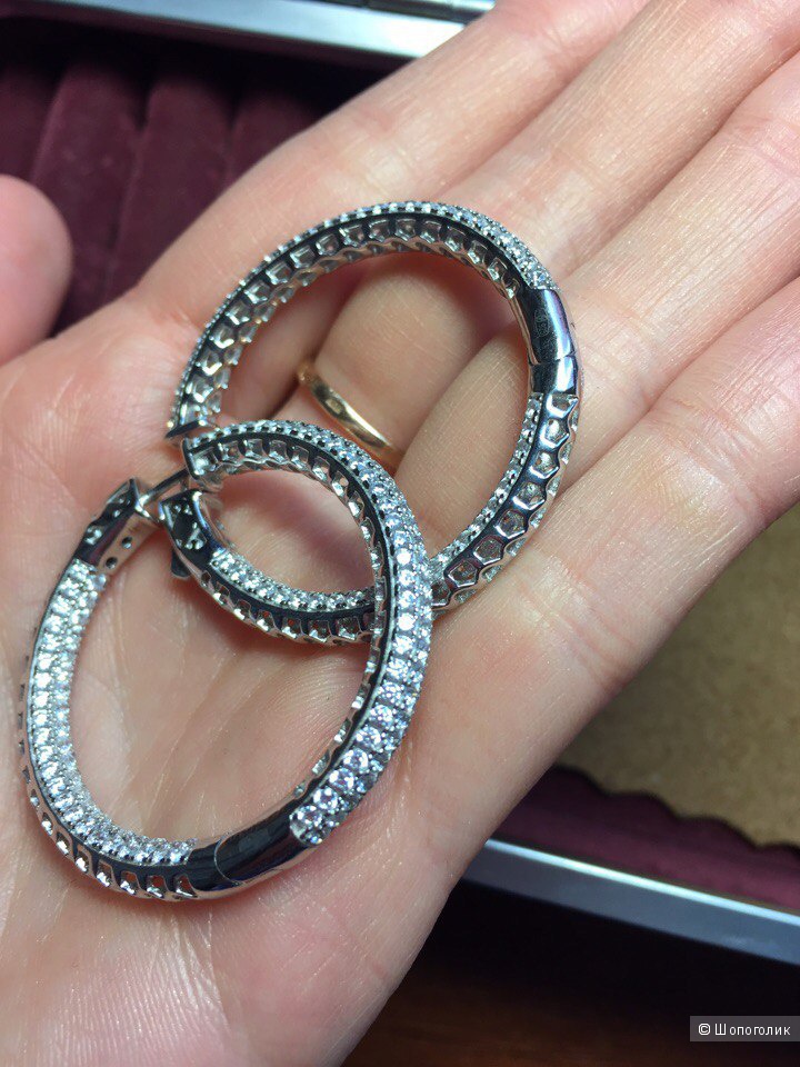 Серебряные серьги-кольца с фианитами