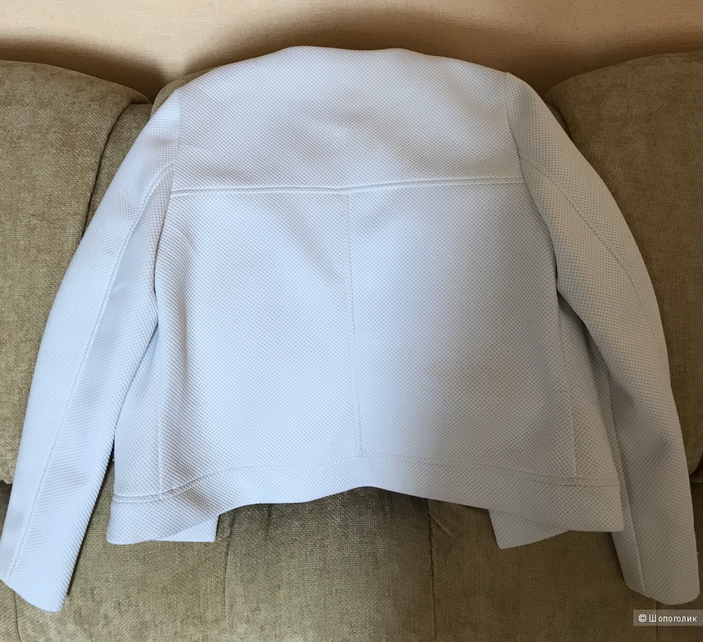 Пиджак белый 42-44 p