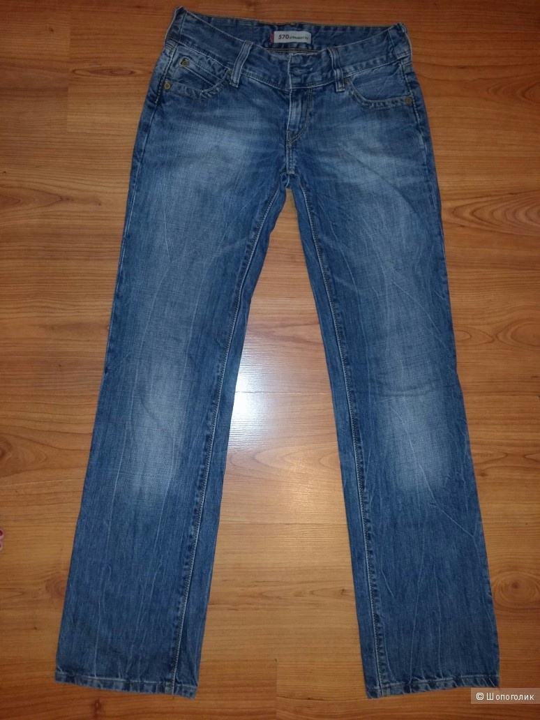 Джинсы Levis  26р. рост 32 модель 570