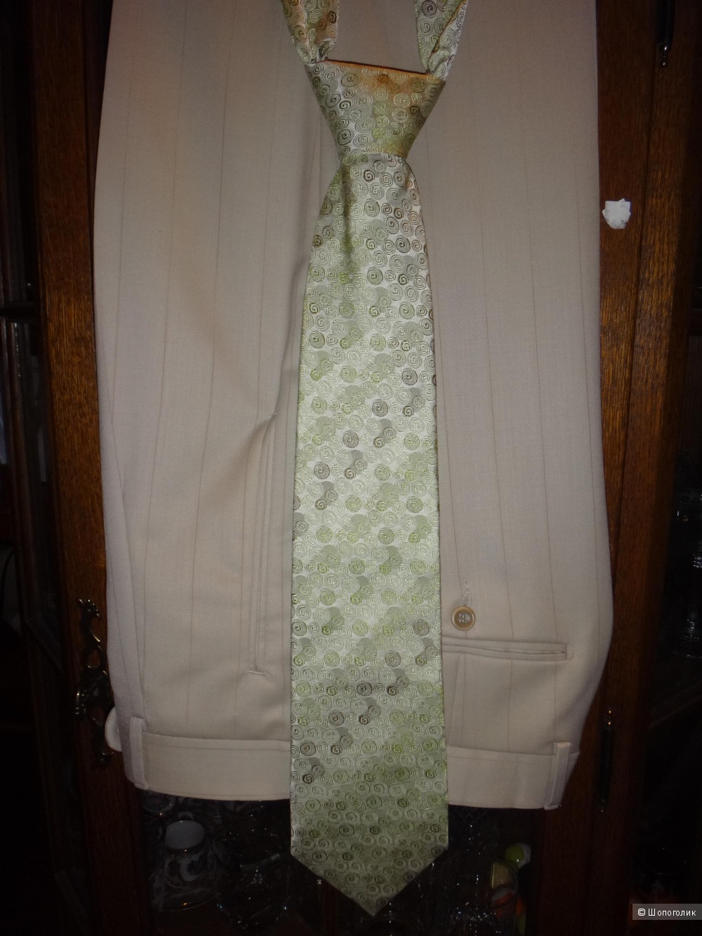 Костюм мужской 48-182 + галстук в комплекте