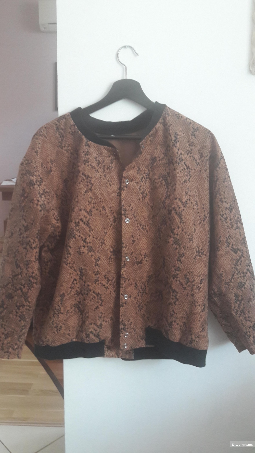 Курточка летняя леопардового принта 48 размера