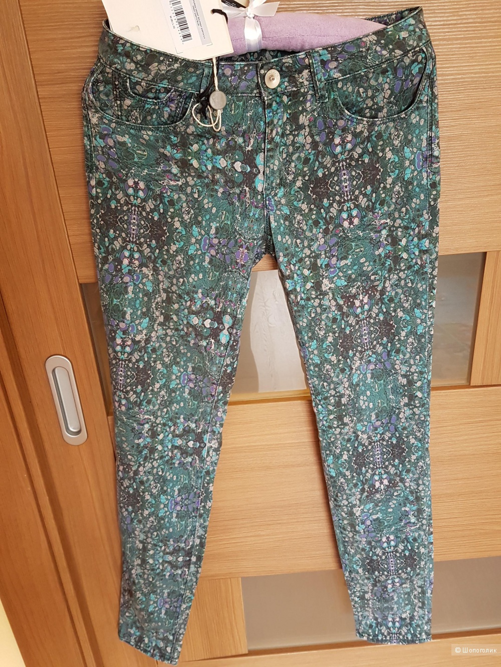 Новые зауженные брюки Haikure с YOOX, 28 размер (обхват пояса  76, ОБ 89, длина 97)