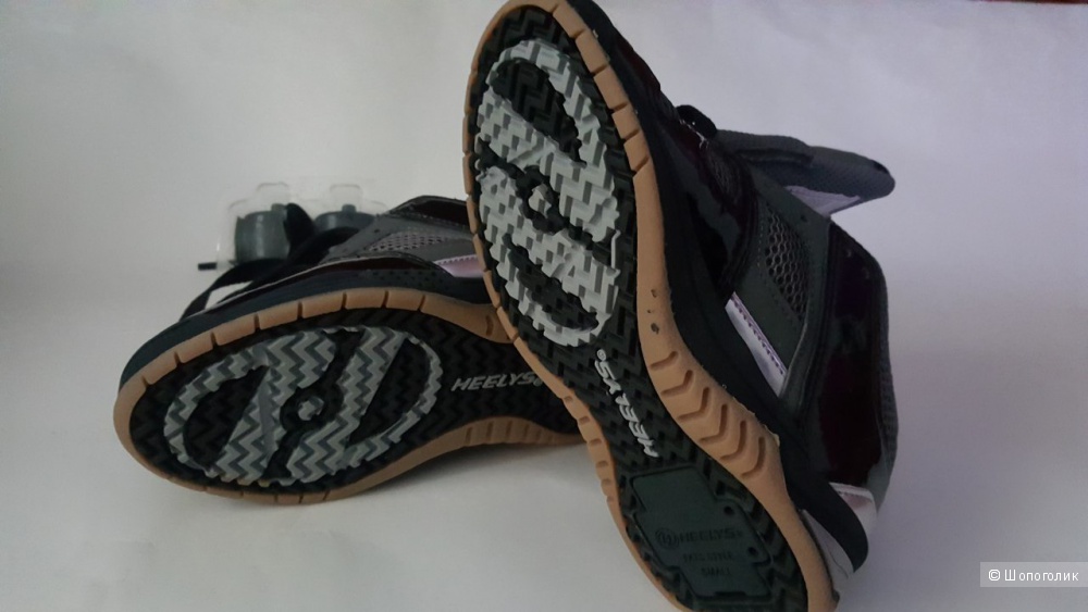 Новые оригинальные роликовые кроссовки Heelys 28-30 размер