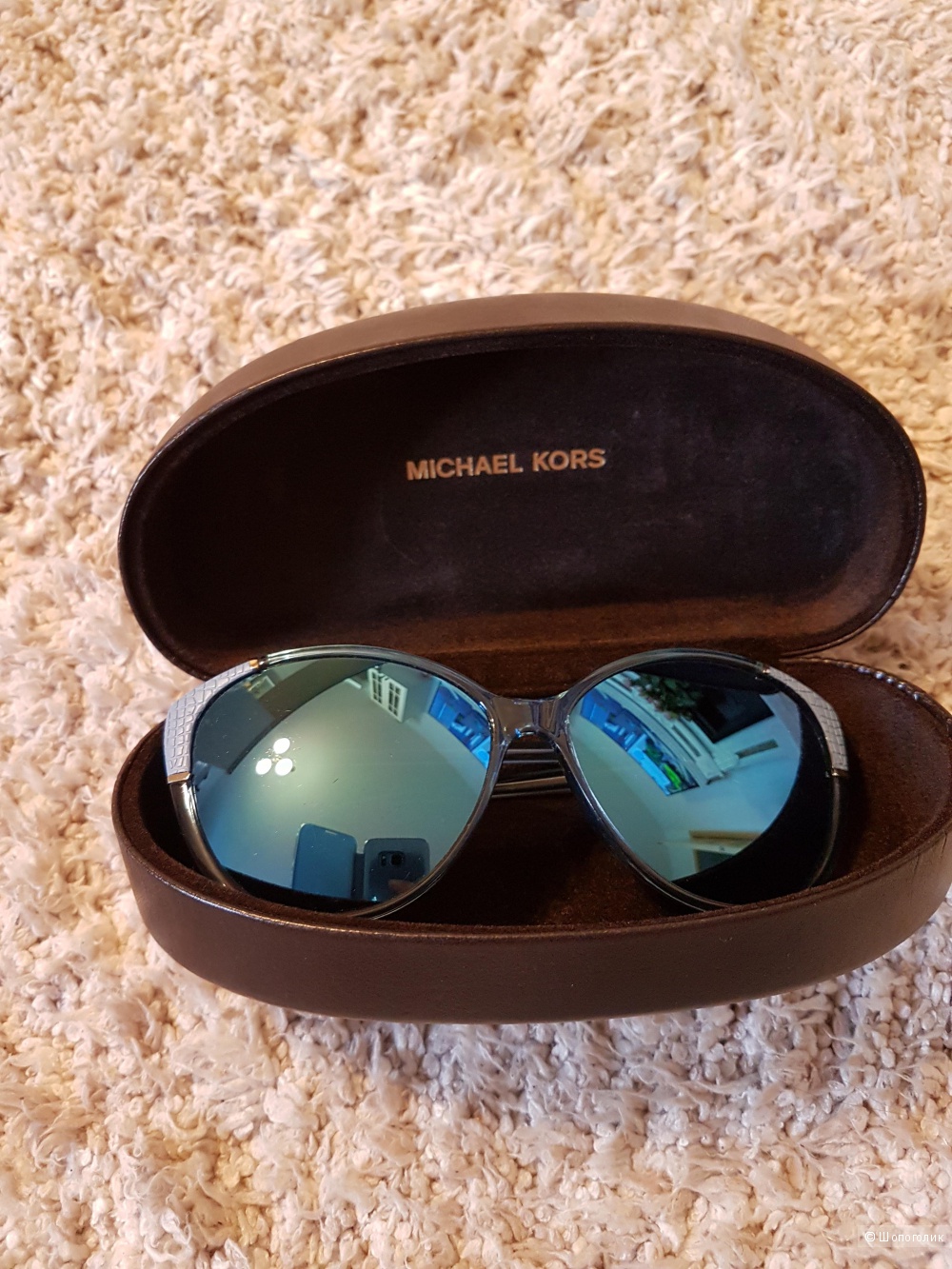 Солнцезащитные женские очки Michael Kors