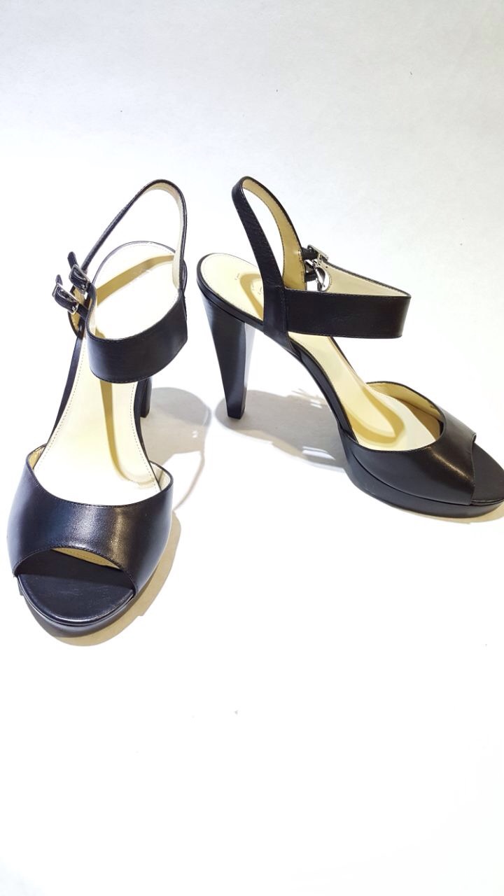 Ralph Lauren красивые босоножки р.38.5 Новые.Оригинал