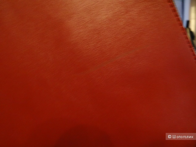 Сумка-планшет глубокого красного цвета, кожа, б/у