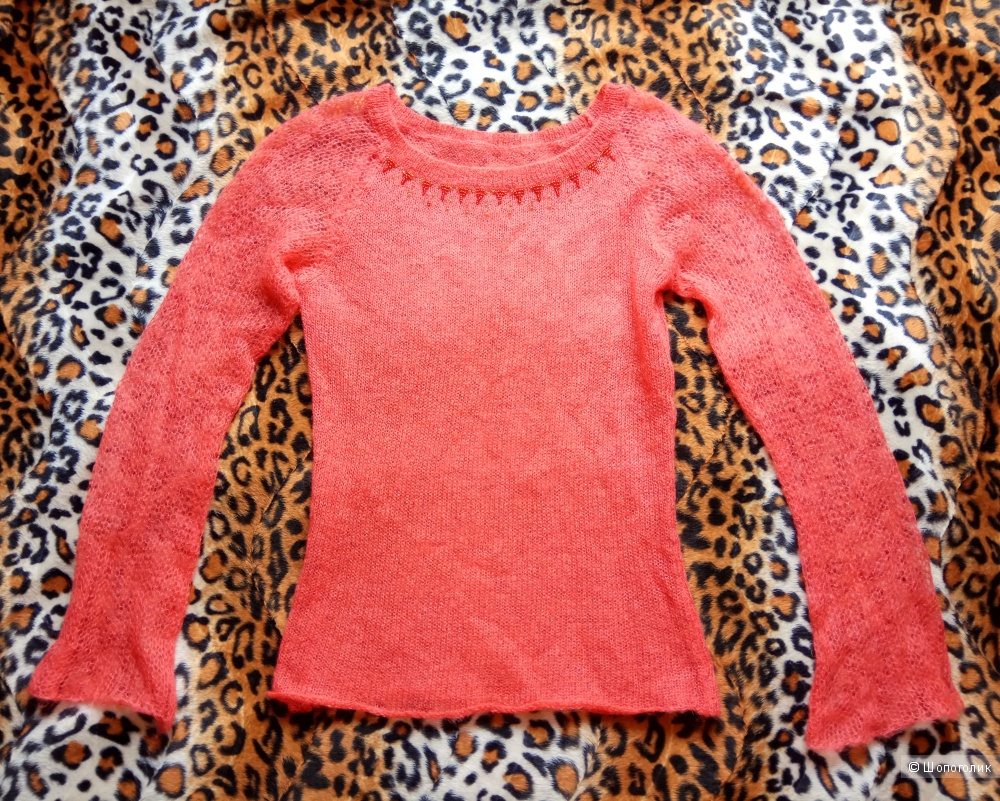 Коралловый свитер,размер 46