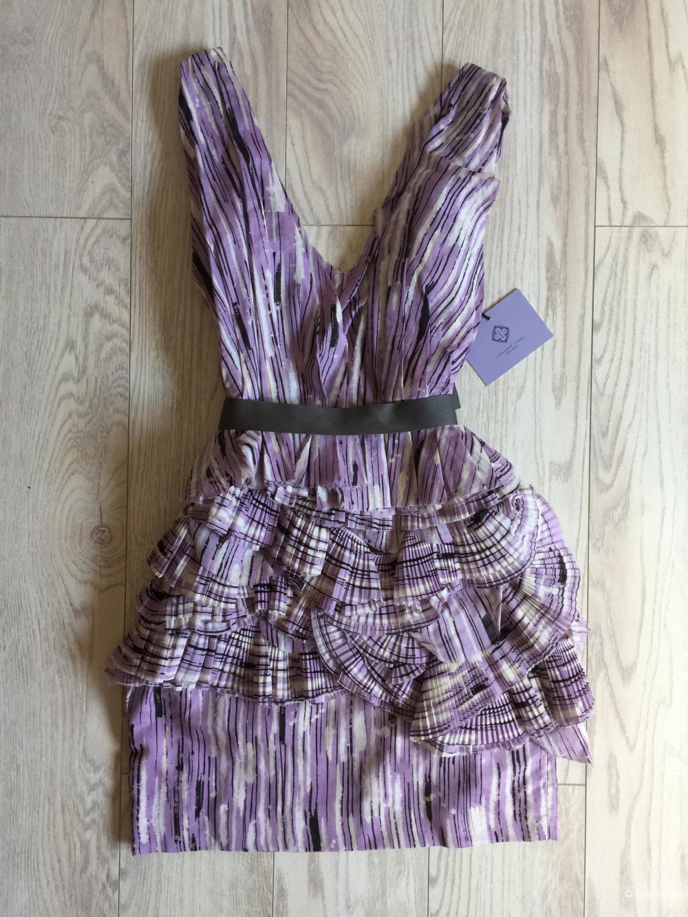 Платье Vera Wang lavender label US 6, IT 40