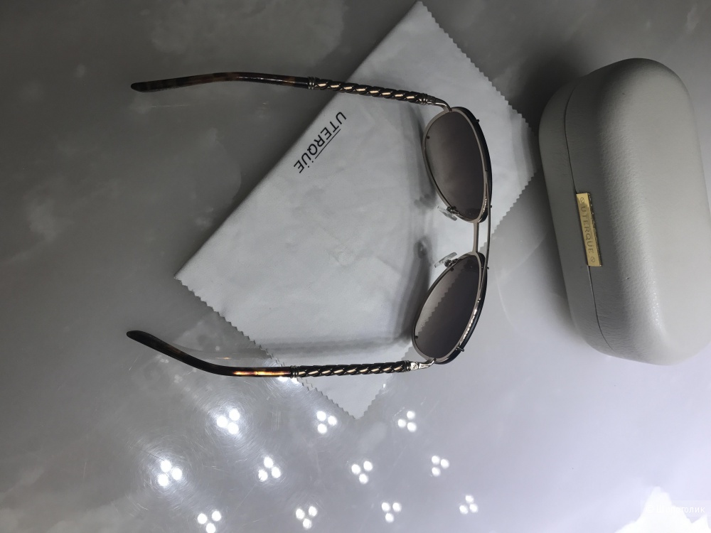 Солнцезащитные очки Uterque