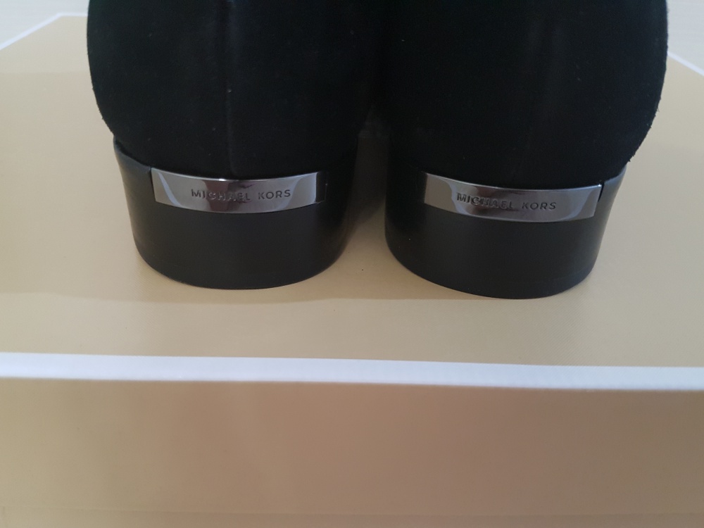 Замшевые сапожки Michael Kors,  размер 39 (8.5 US)
