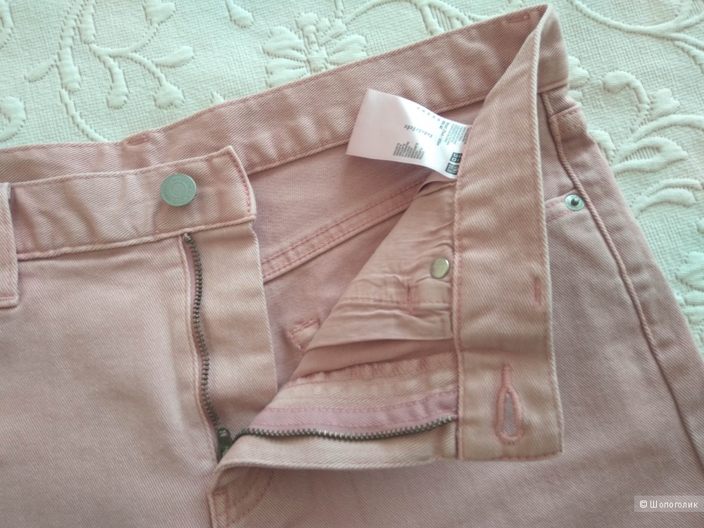 Хлопковые шорты UNIQLO новые 44-46 разм.