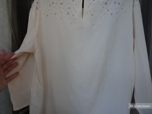 Нежная блуза со стразами, размер 48-50, б/у