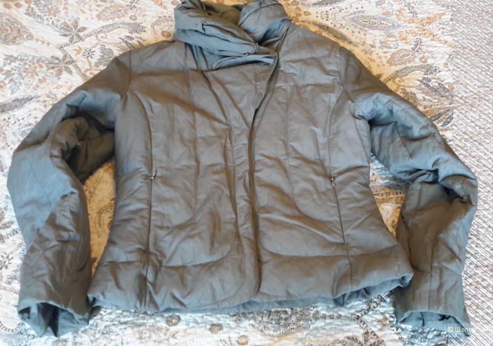 Курка Benetton размер 44-46 пух/перо