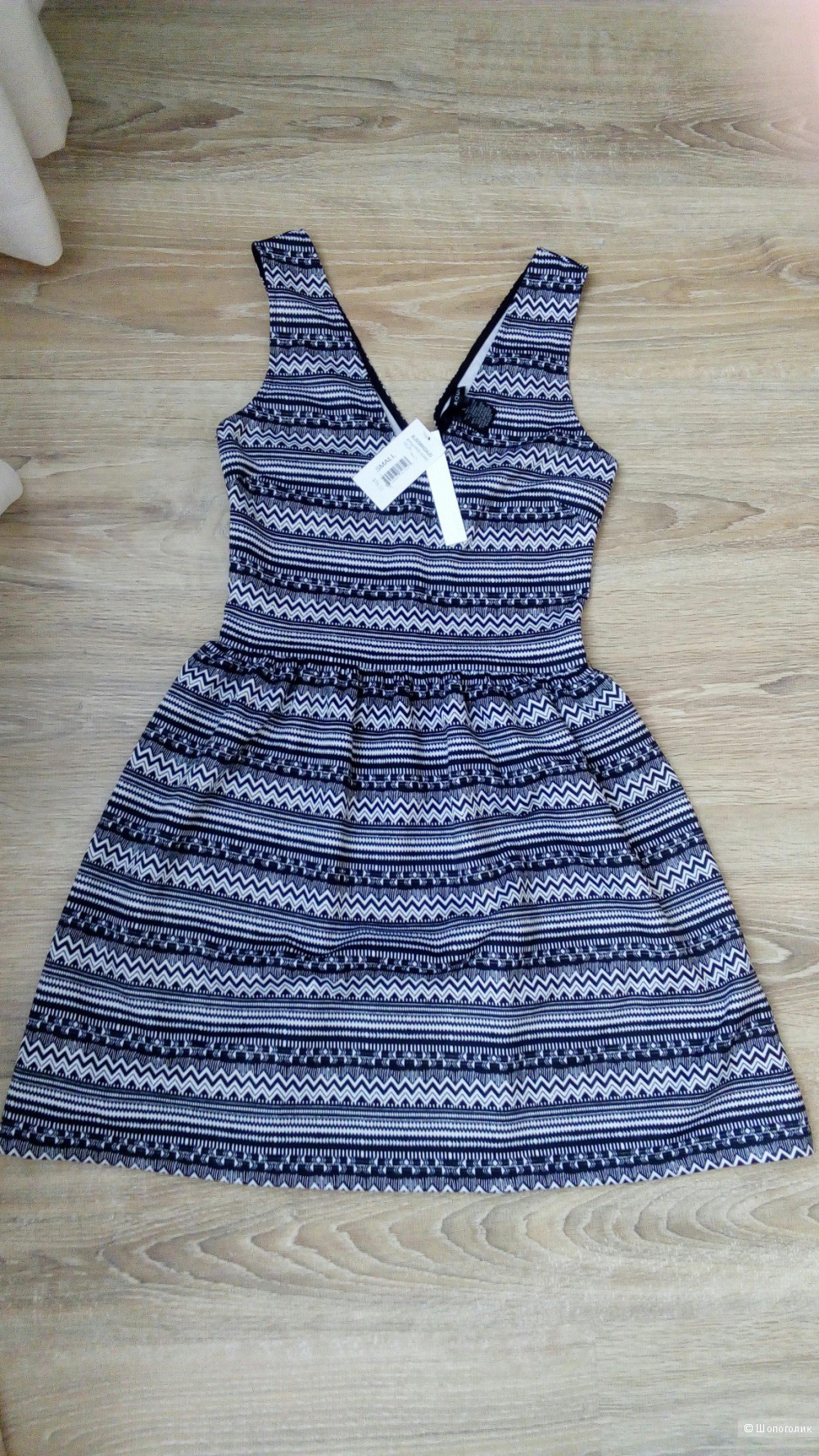 Новое платье AGUA размер S ( 38-40-42)
