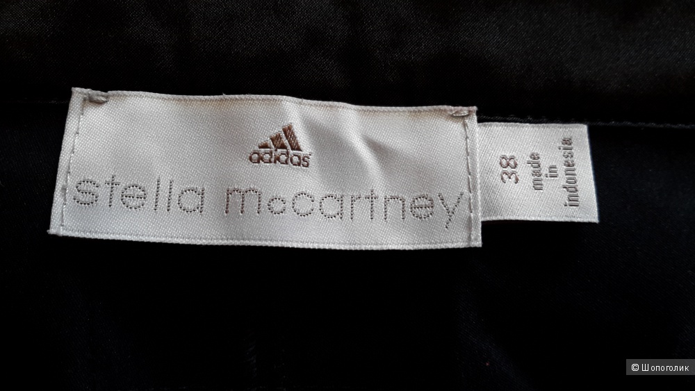Шорты Adidas by stella McCartney  размер 38 на наш 44