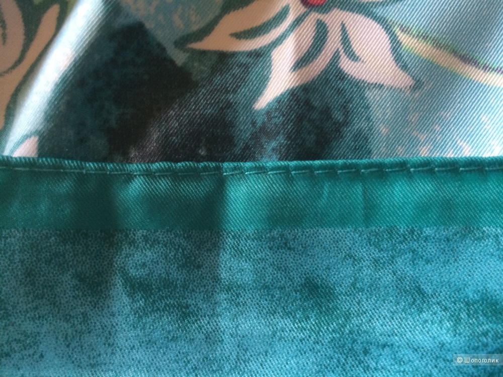 Огромный и безумно красивый шелковый платок GUCCI (копия LUX), размер: 127х134см