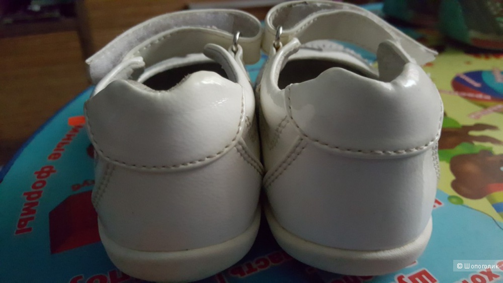 Туфли белого цвета на девочку Антилопа 23 размер