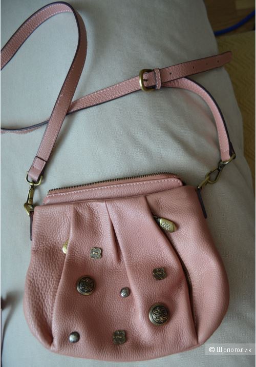 Красивая и удобная сумка итальянского бренда Curanni