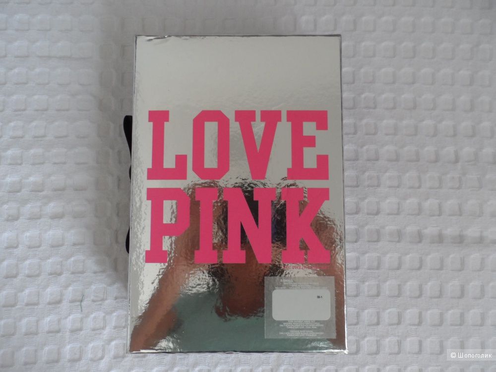 Набор из трех котоновых трусиков PINK от Victoria's Secret размер XS в подарочной коробочке