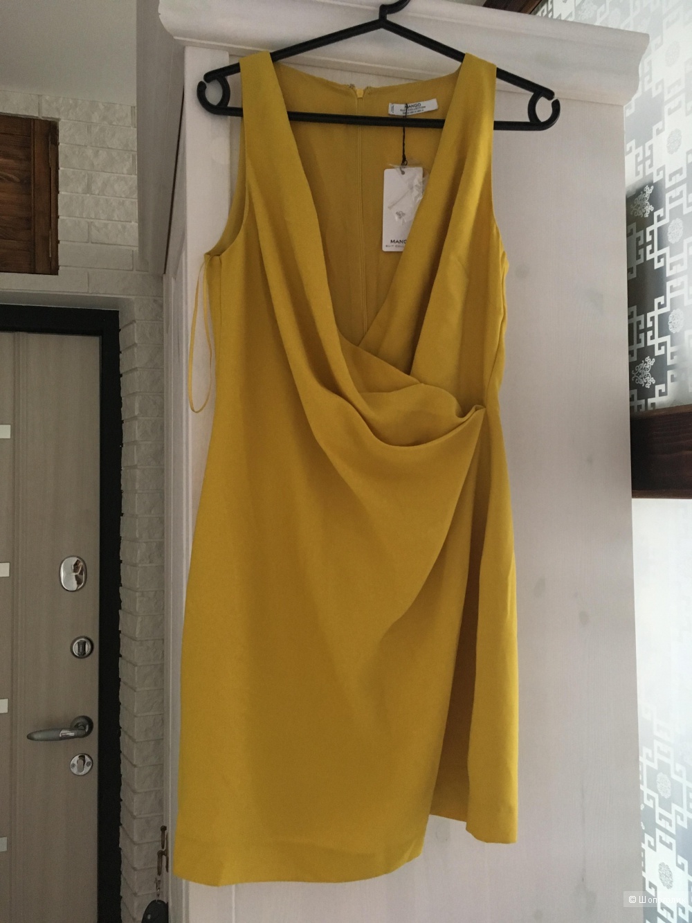 Новое платье Mango, размер M