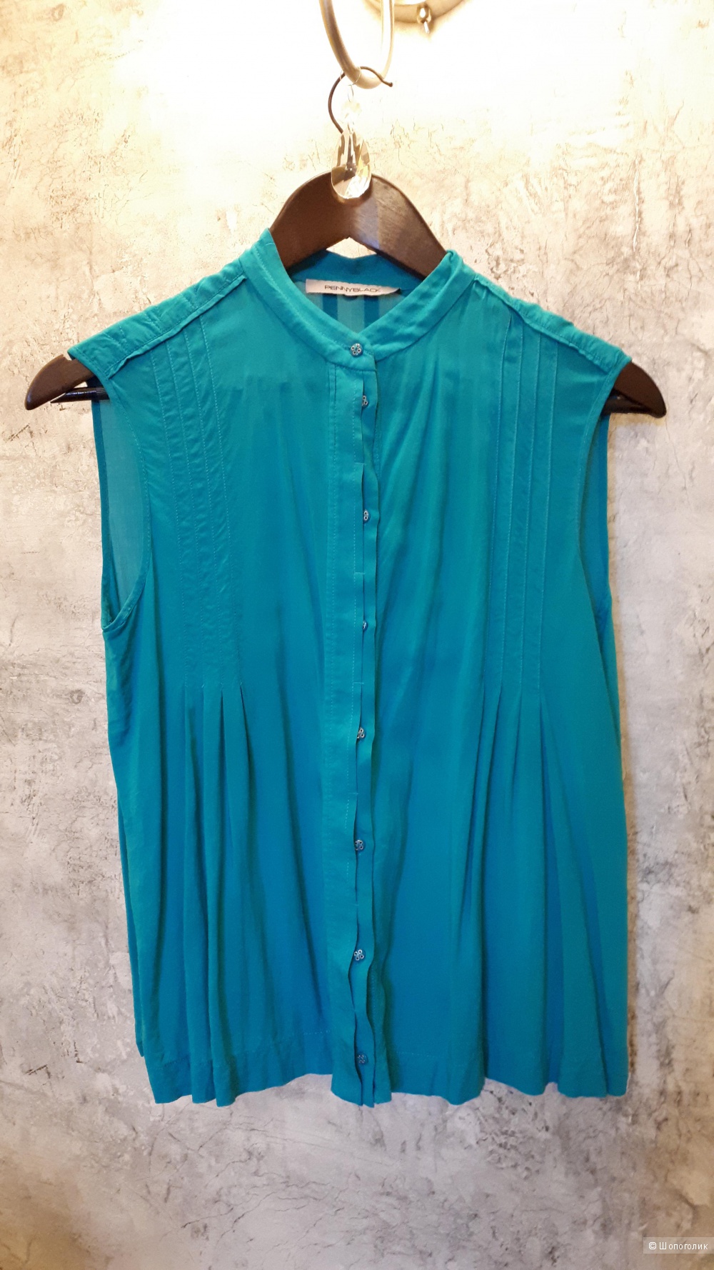Блузка без рукавов бирюзового цвета из вискозы Pennyblack на 42-44 рос. размер