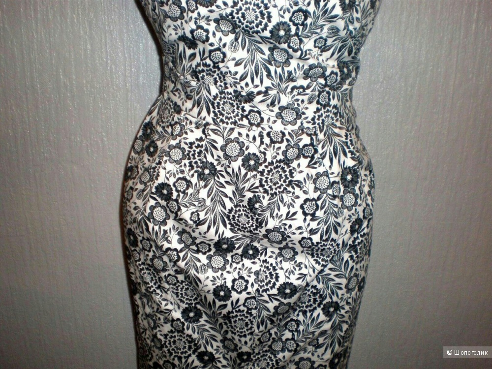 Новое платье-футляр ASOS размер uk 8