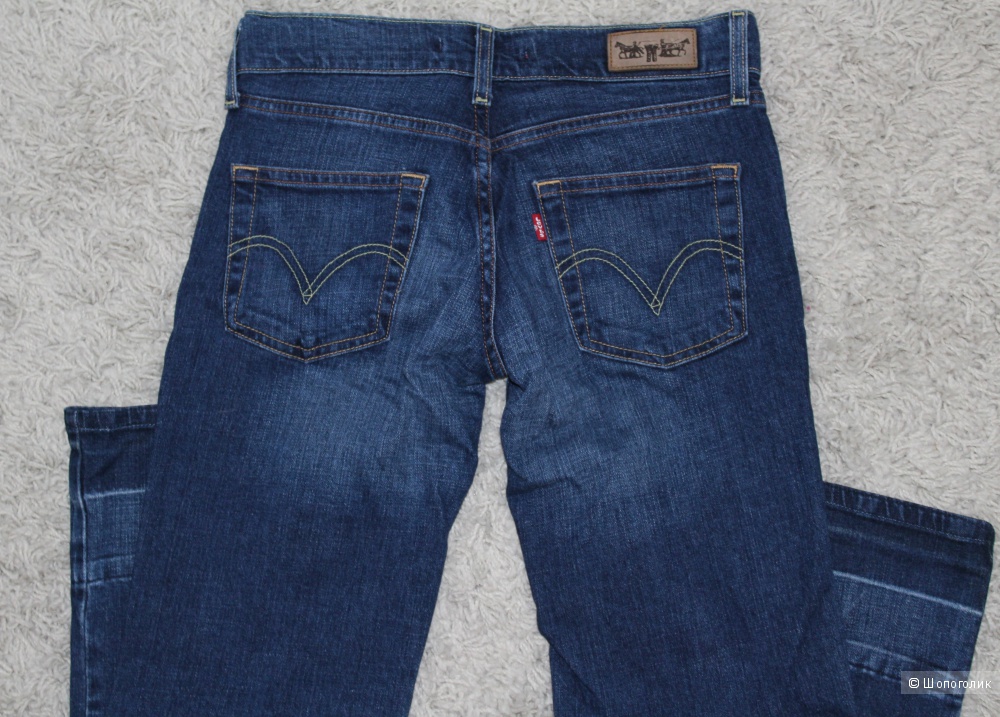 Новые джинсы Levi's