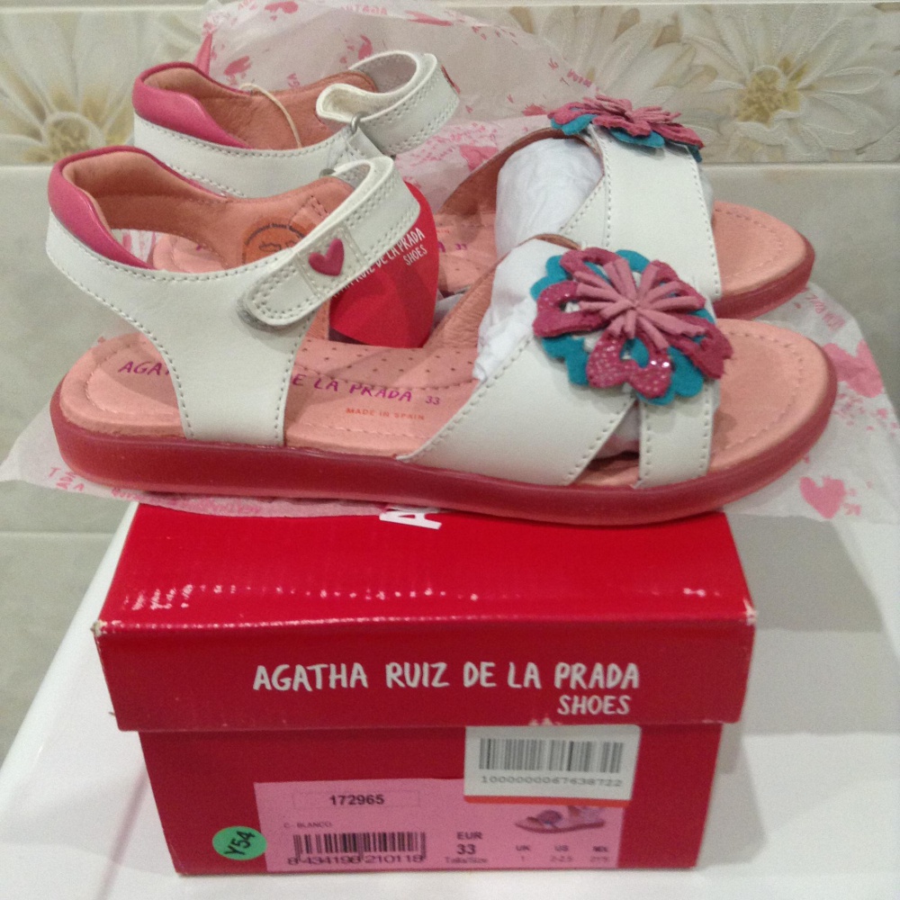 Сандалии Agatha Ruiz de la Prada 33р