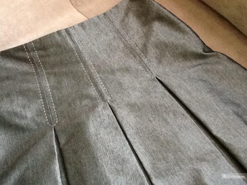 Костюм  юбка и пиджак Эстония 40 размер