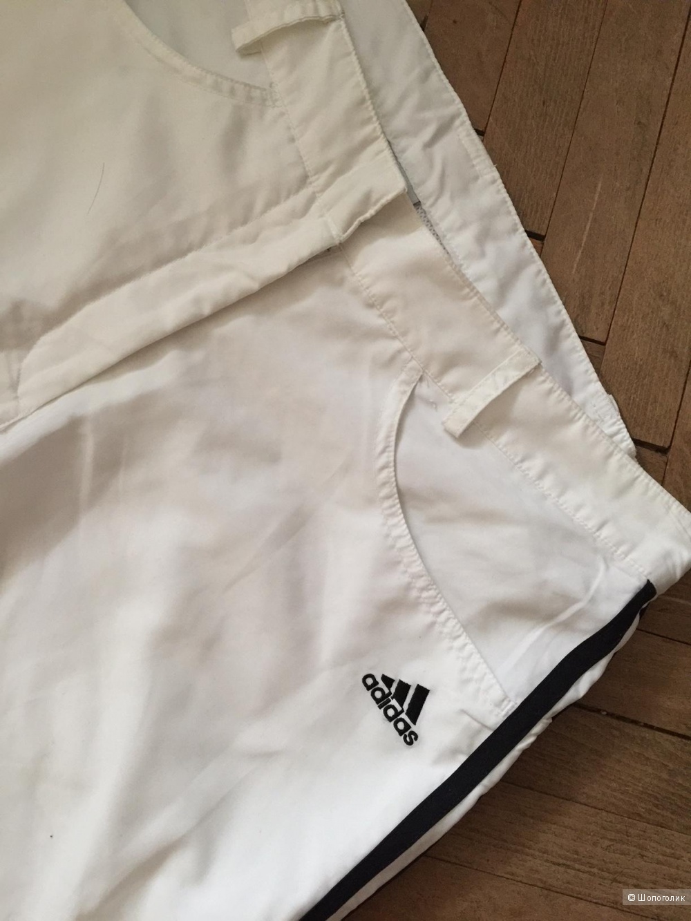 Шикарные  белые брюки марки ADIDAS размер 46-48