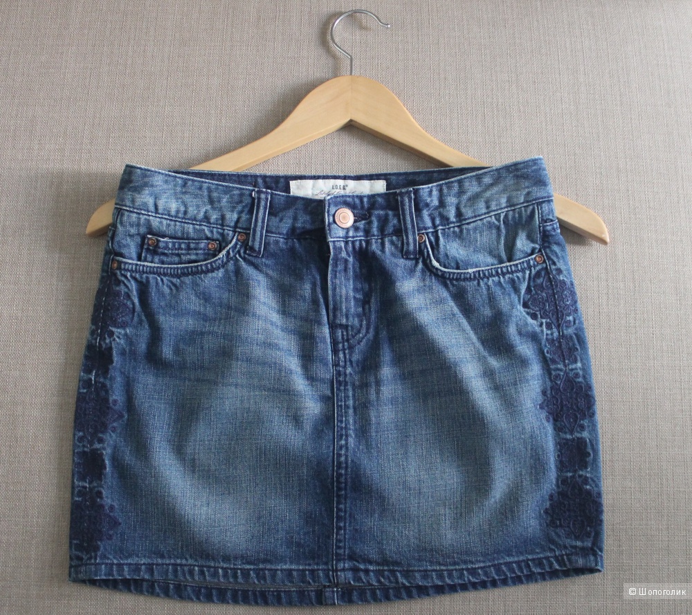 Джинсовая юбка с вышивкой H&M, размер EU 34